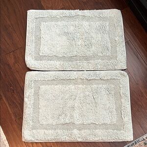 Tommy Bahama Soft Blue Bath Rug Set